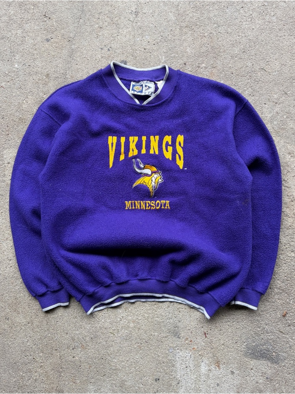 Minnesota Vikings 90s Vintage Cotton Purple Crewneck Sweatshirt Medium
